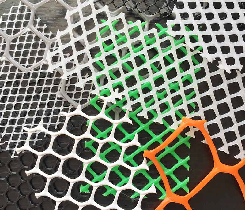 Plastic breeding mesh