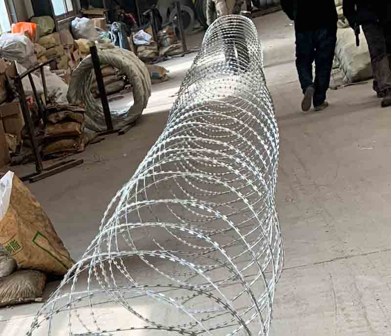 Razor wire
